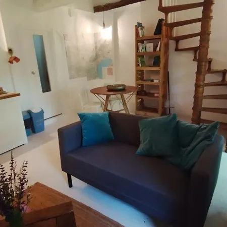 Prázdninový dům En Duplex Et Jardin Au Coeur Du Village Limogne-en-Quercy